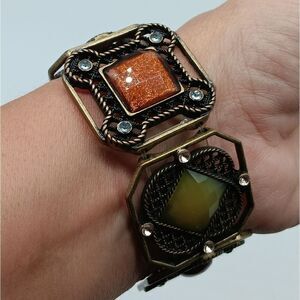 NWOT Square Metal Pieces w/Rhinestones & Orange, Green, Maroon Stretch Bracelet